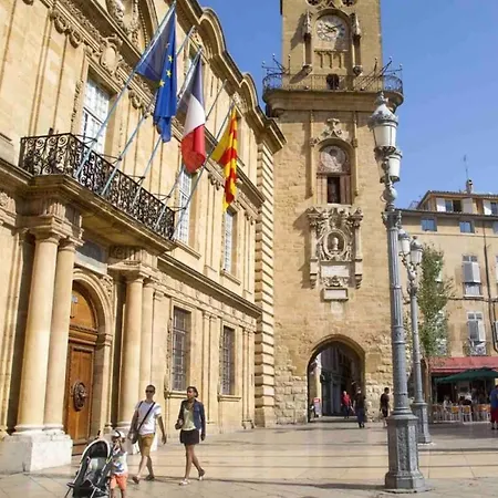 Aix Historique La Tour De L 'horloge 아파트 *
